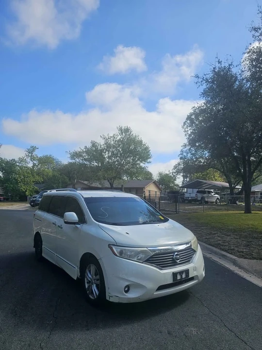 2012 Nissan Quest - Image 3 of 3