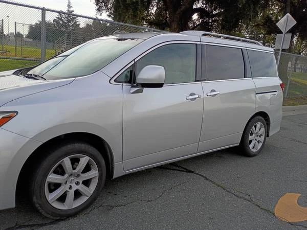 2012 Nissan Quest - Image 10 of 13