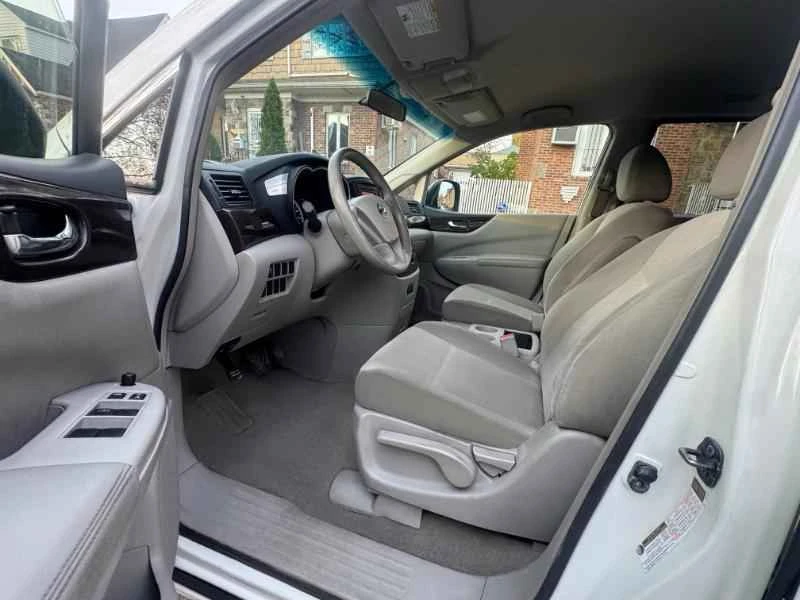 2012 Nissan Quest - Image 6 of 18