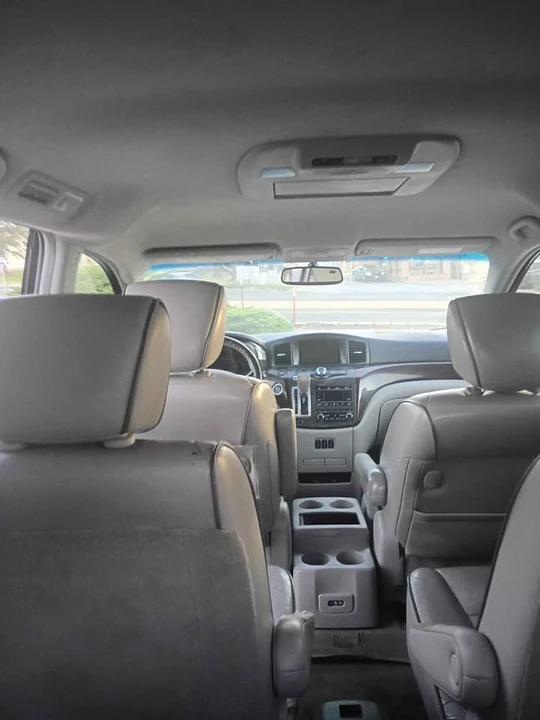 2012 Nissan Quest - Image 6 of 11