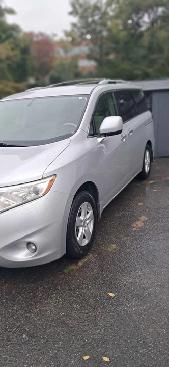 2012 Nissan Quest - Image 4 of 9