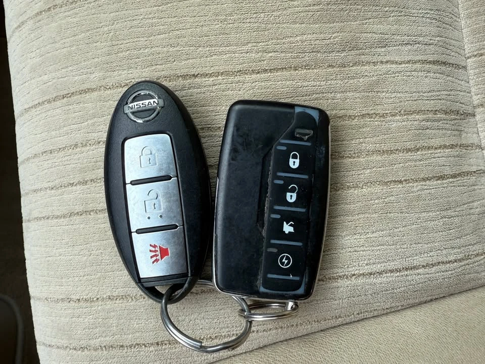 2012 Nissan Quest - Image 19 of 19