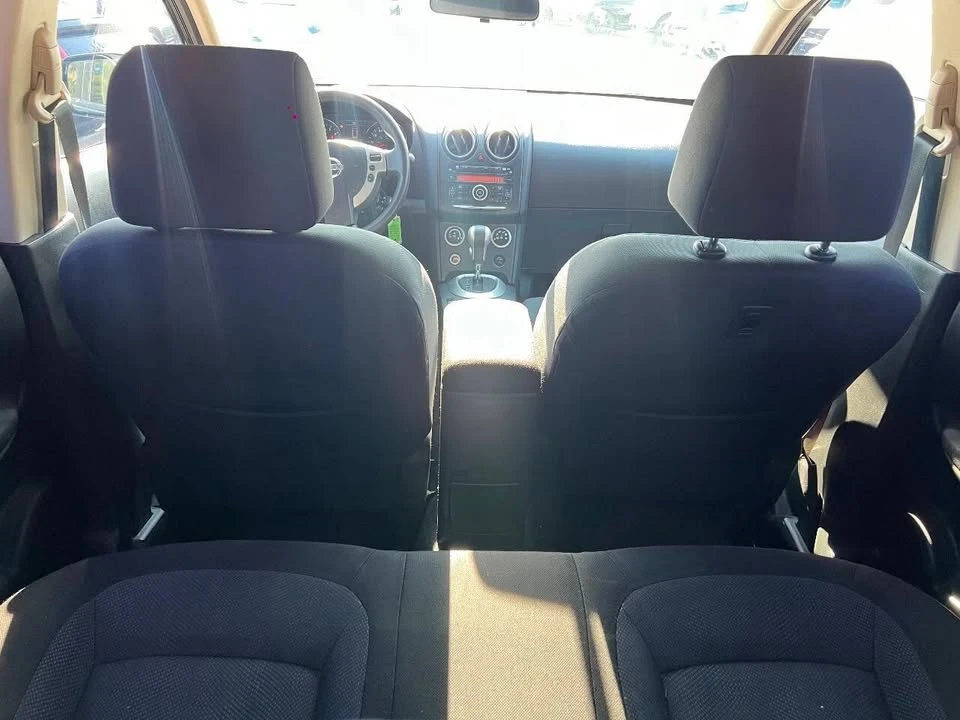 2012 Nissan Rogue - Image 16 of 18