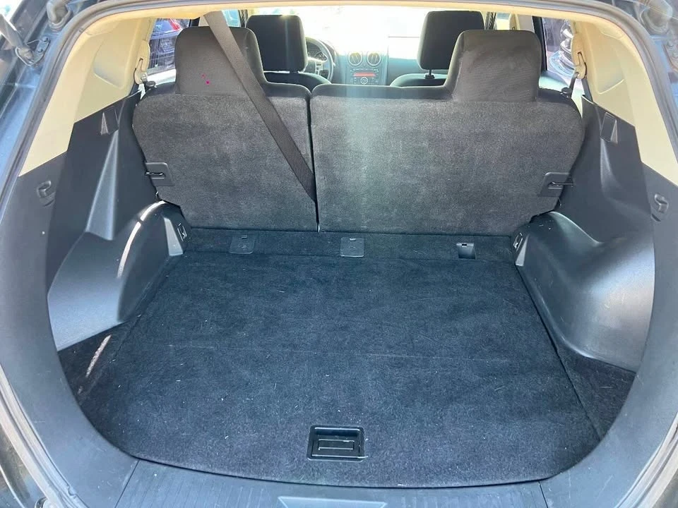 2012 Nissan Rogue - Image 17 of 18