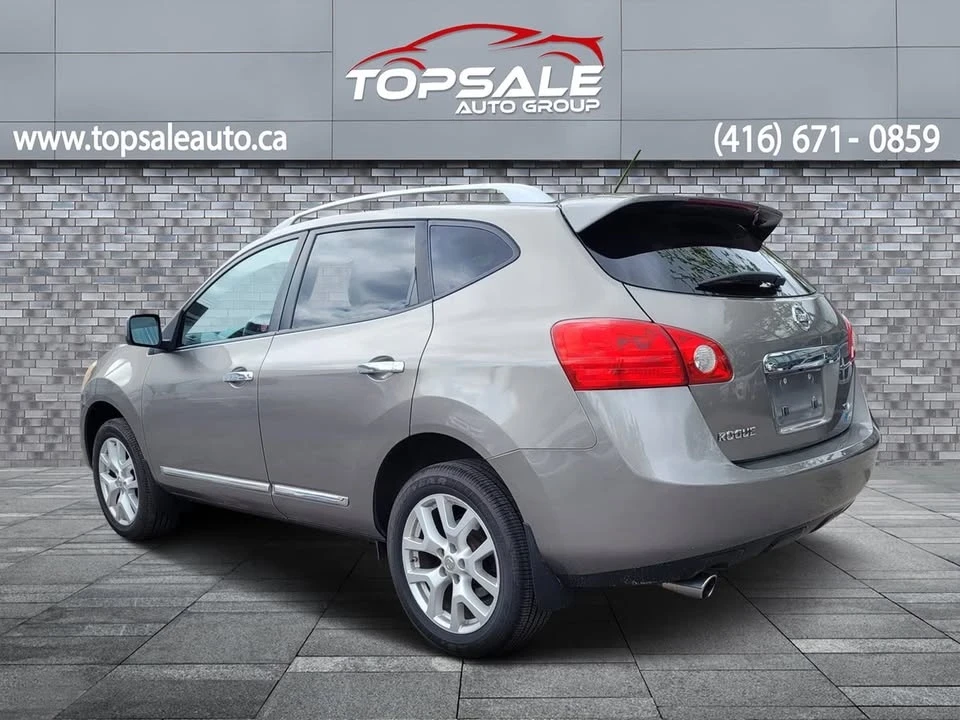 2012 Nissan Rogue - Image 4 of 18