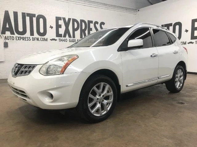 2012 Nissan Rogue - Image 2 of 5