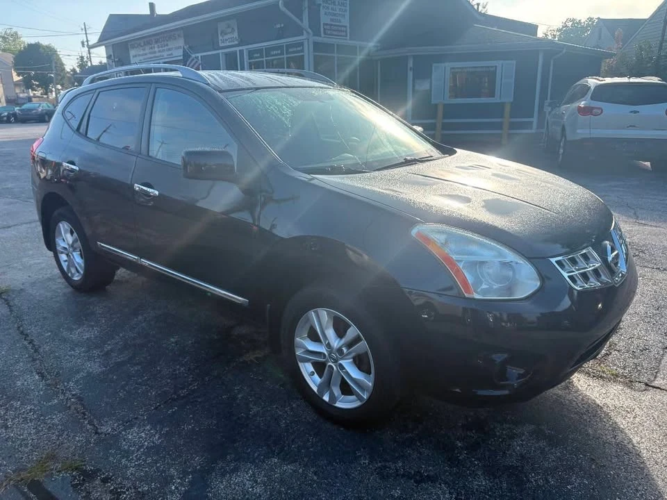 2012 Nissan Rogue - Image 3 of 13