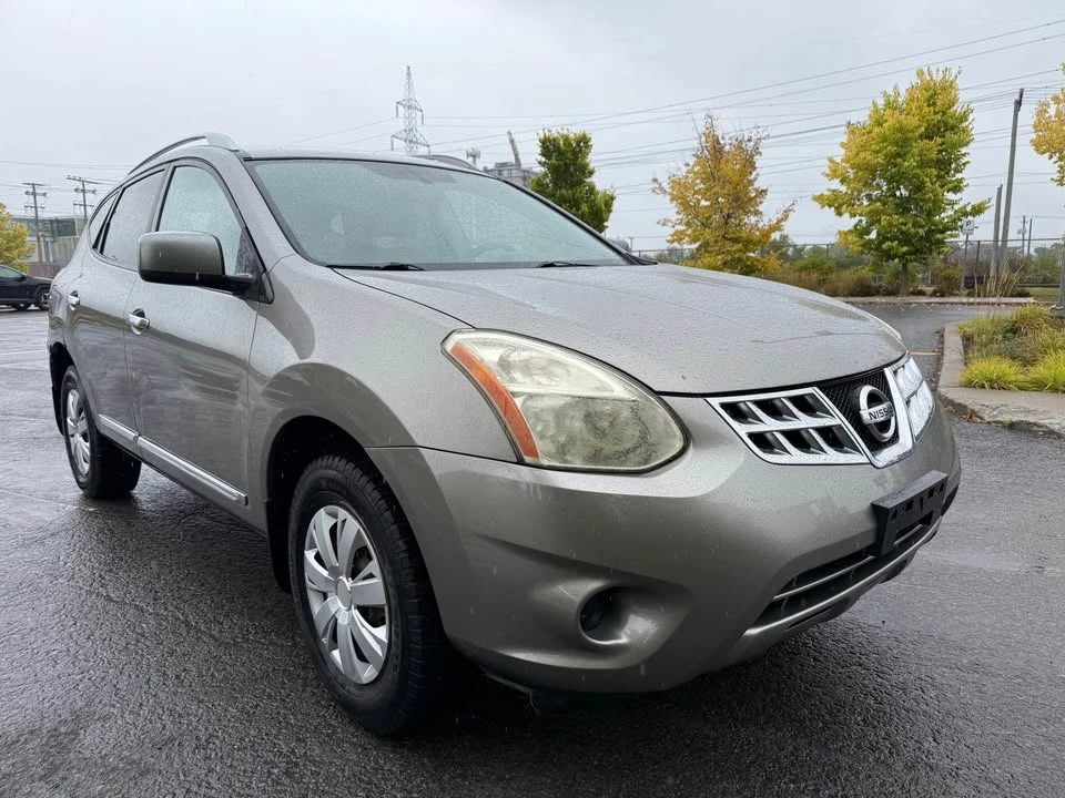 2012 Nissan Rogue - Image 5 of 11