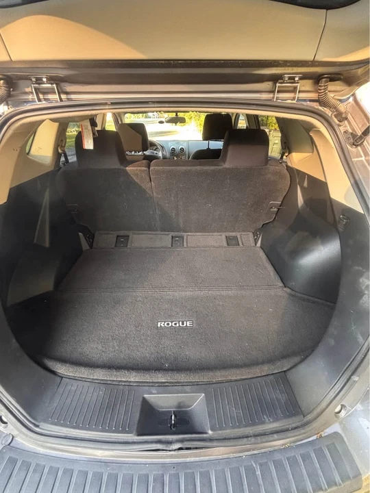 2012 Nissan Rogue - Image 5 of 11