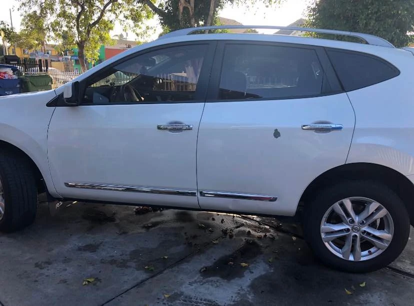 2012 Nissan Rogue - Image 10 of 11