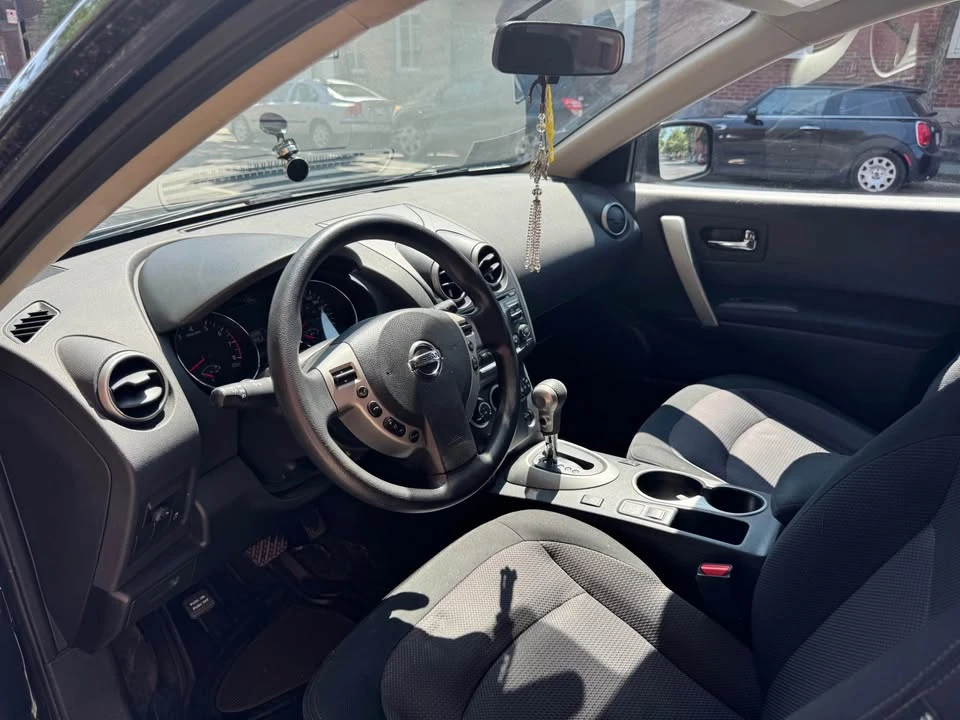 2012 Nissan Rogue - Image 3 of 11