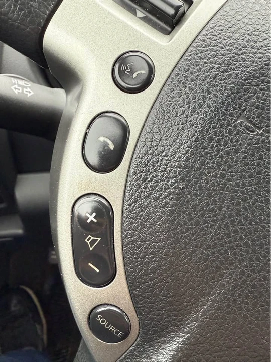 2012 Nissan Rogue - Image 8 of 11