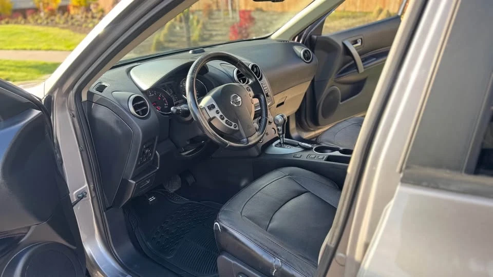 2012 Nissan Rogue - Image 13 of 20