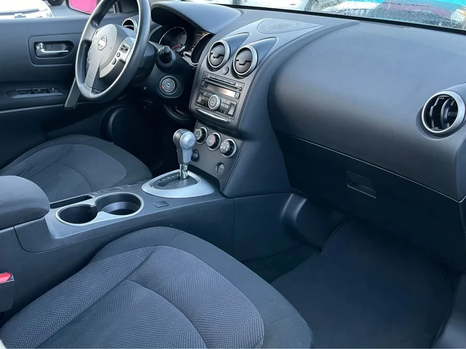 2012 Nissan Rogue - Image 6 of 9