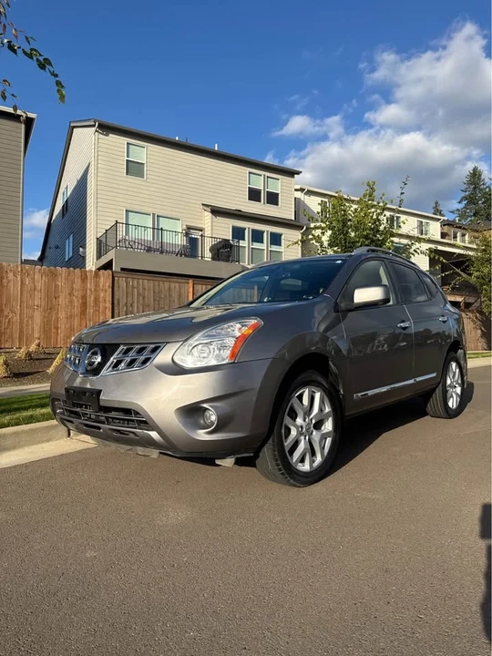 2012 Nissan Rogue - Image 2 of 20