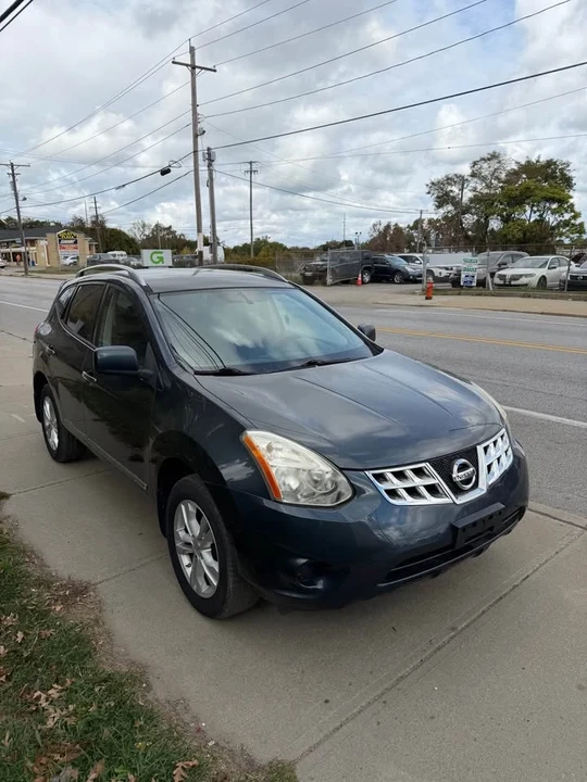 2012 Nissan Rogue - Image 3 of 11