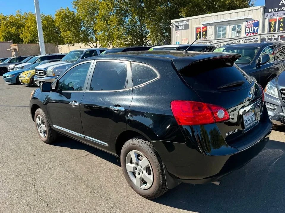 2012 Nissan Rogue - Image 4 of 18