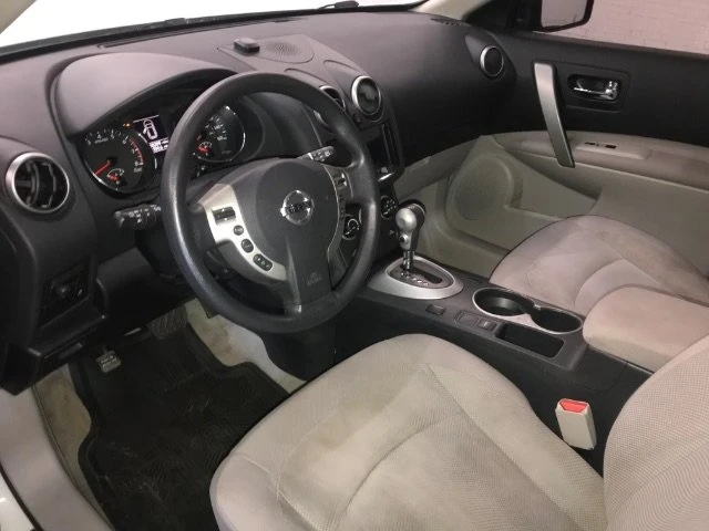 2012 Nissan Rogue - Image 5 of 5