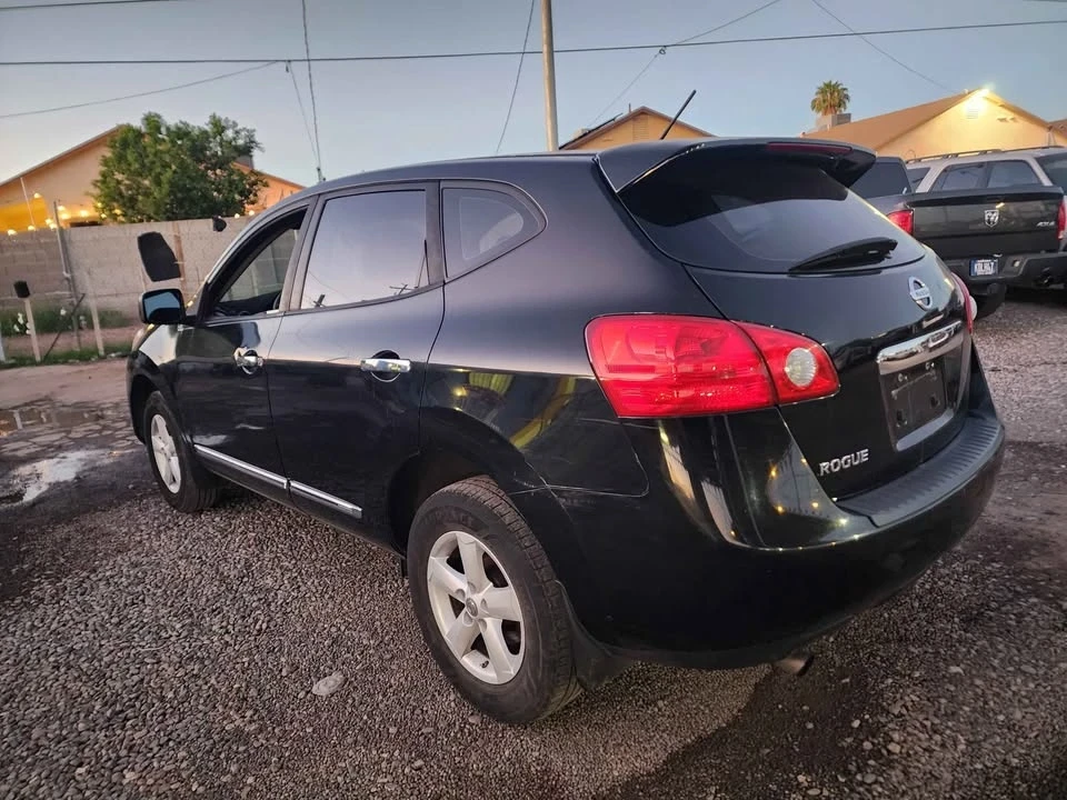 2012 Nissan Rogue - Image 2 of 7