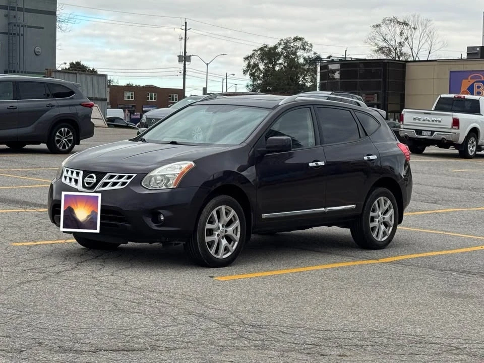 2012 Nissan Rogue - Image 3 of 10