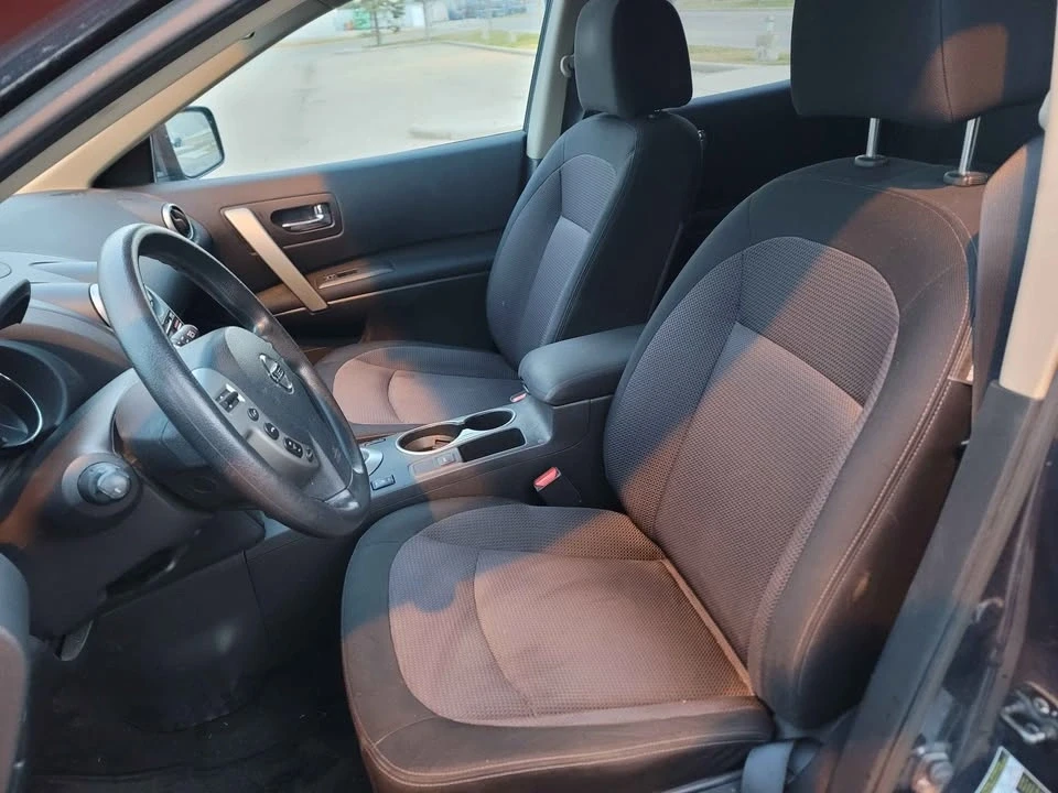 2012 Nissan Rogue - Image 8 of 16