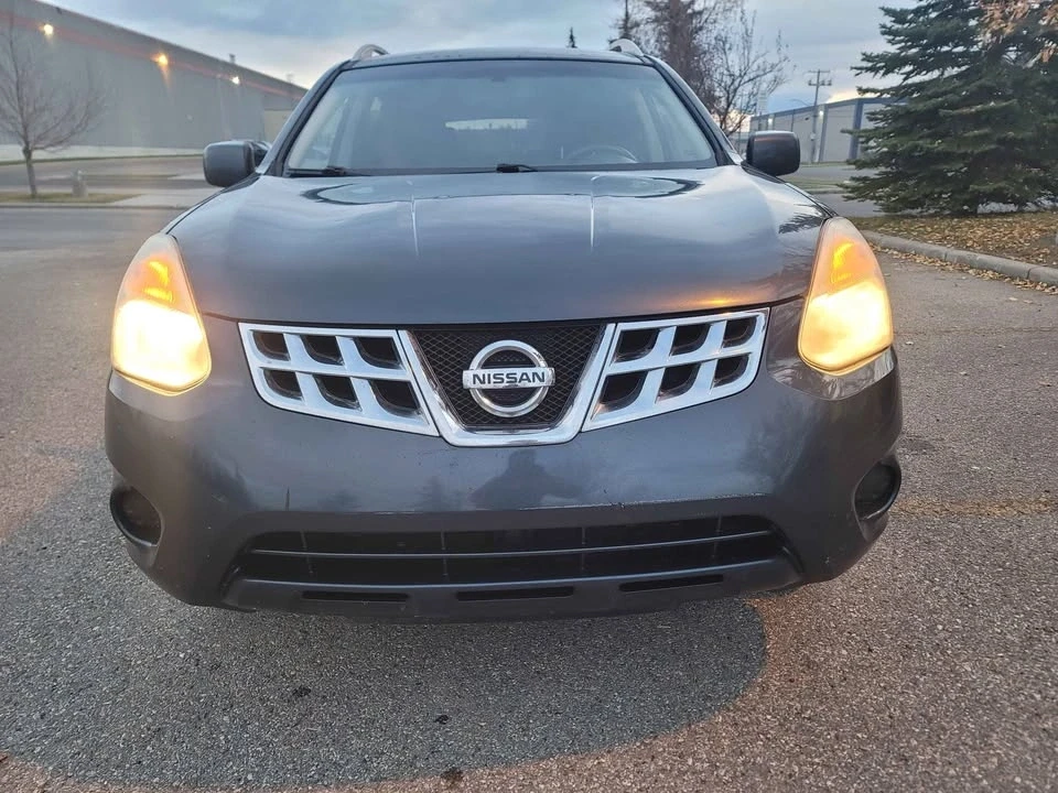 2012 Nissan Rogue - Image 2 of 16
