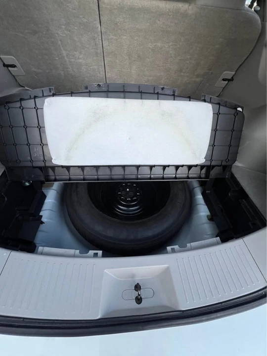 2012 Nissan Rogue - Image 13 of 15