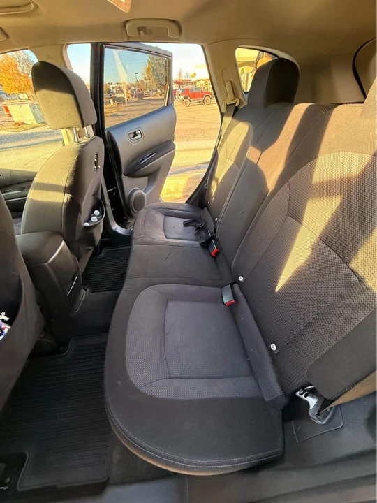 2012 Nissan Rogue - Image 6 of 6