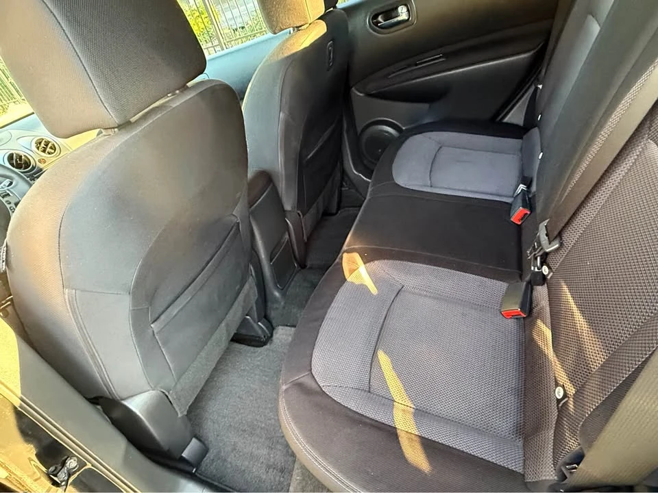 2012 Nissan Rogue - Image 5 of 10