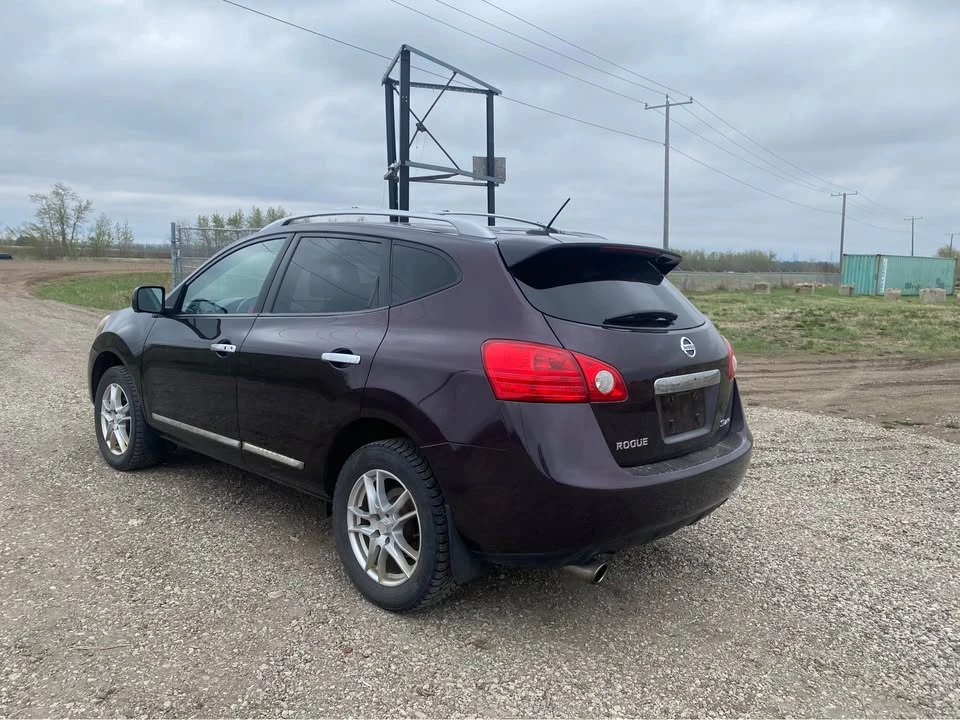 2012 Nissan Rogue - Image 3 of 15