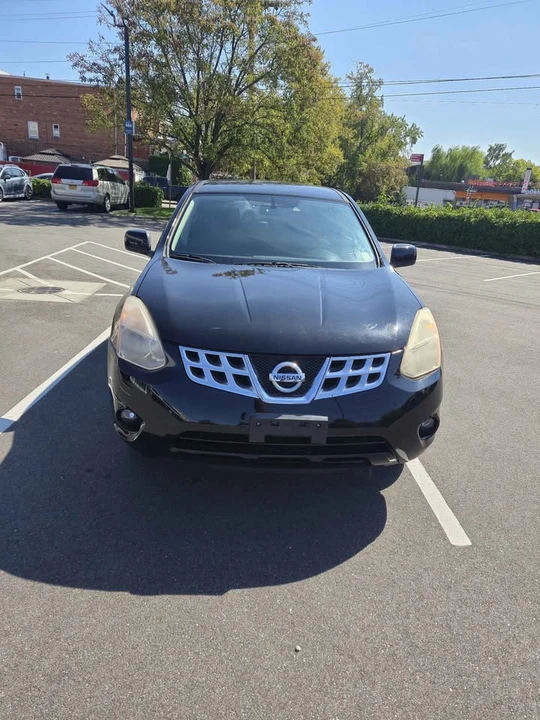 2012 Nissan Rogue - Image 2 of 6