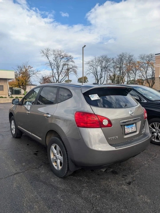 2012 Nissan Rogue - Image 4 of 10