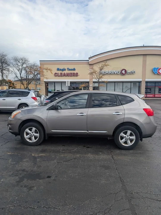 2012 Nissan Rogue - Image 6 of 10