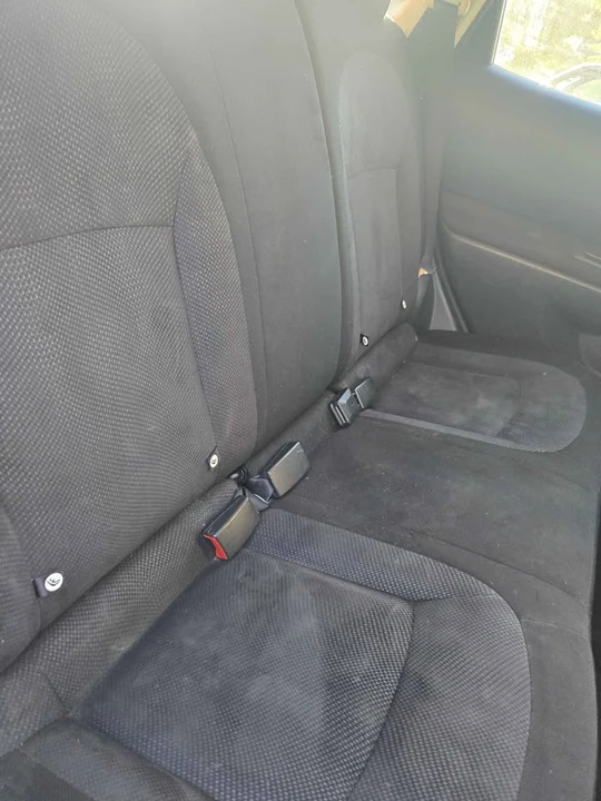 2012 Nissan Rogue - Image 14 of 17