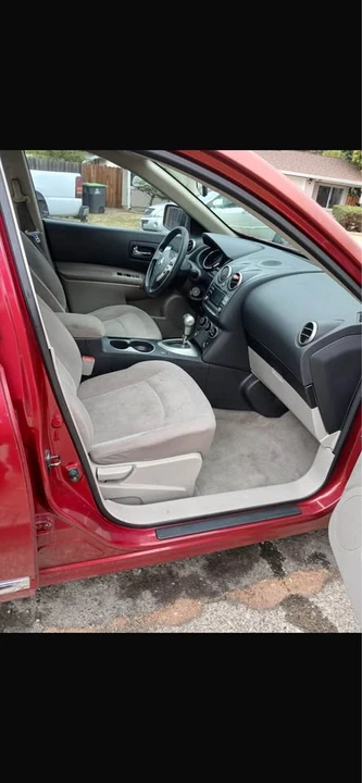 2012 Nissan Rogue - Image 5 of 7