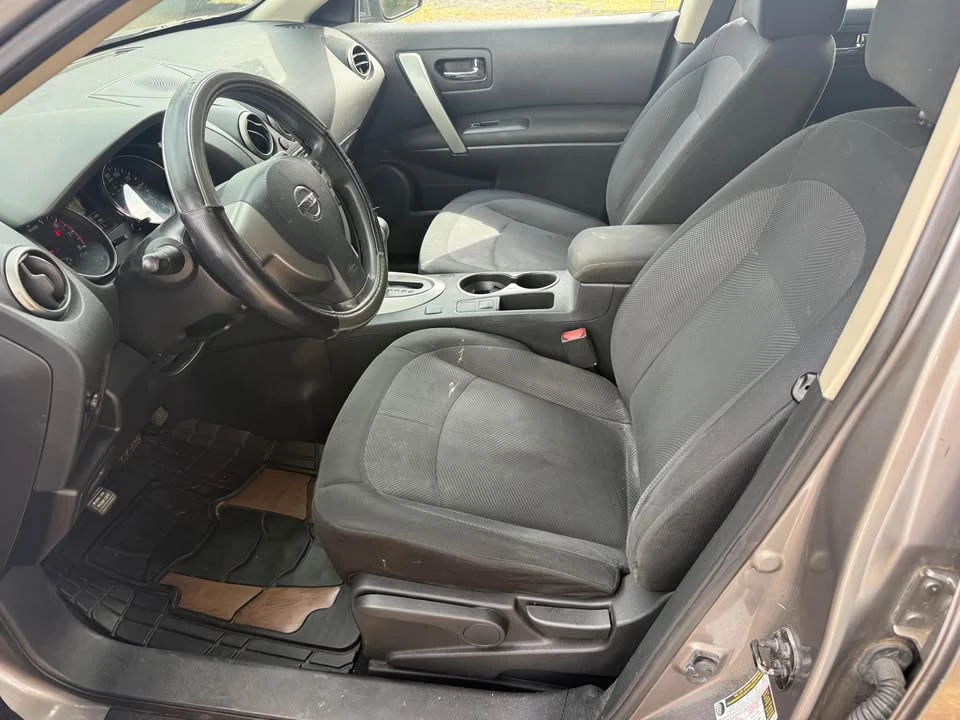 2012 Nissan Rogue - Image 4 of 7
