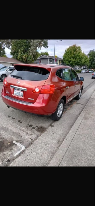 2012 Nissan Rogue - Image 4 of 7