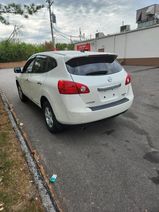 2012 Nissan Rogue - Image 4 of 9