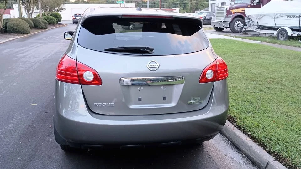 2012 Nissan Rogue - Image 5 of 5