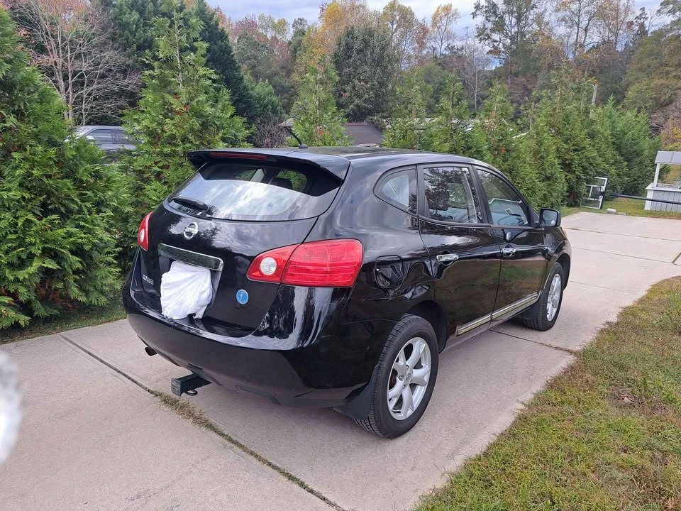2012 Nissan Rogue - Image 16 of 19