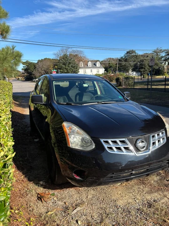 2012 Nissan Rogue - Image 2 of 6