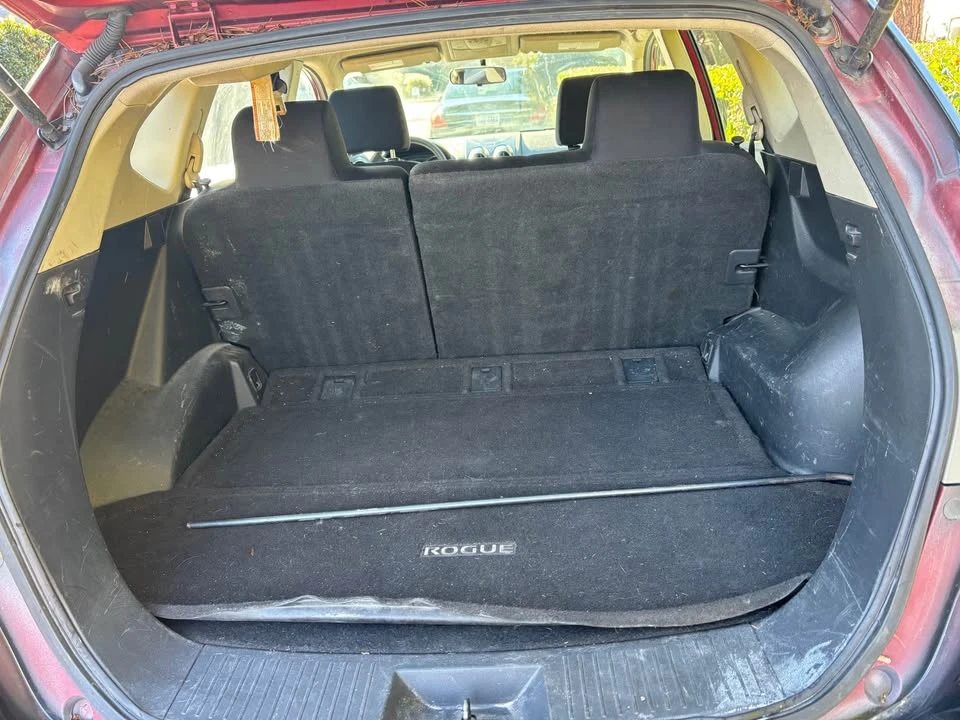 2012 Nissan Rogue - Image 6 of 6