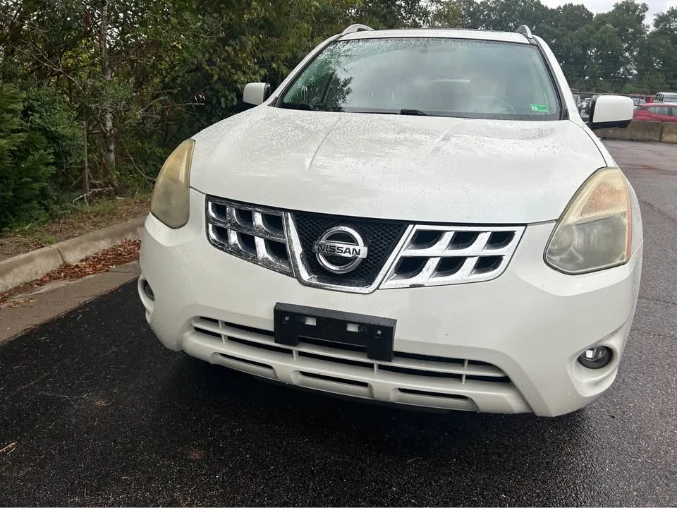 2012 Nissan Rogue - Image 4 of 10