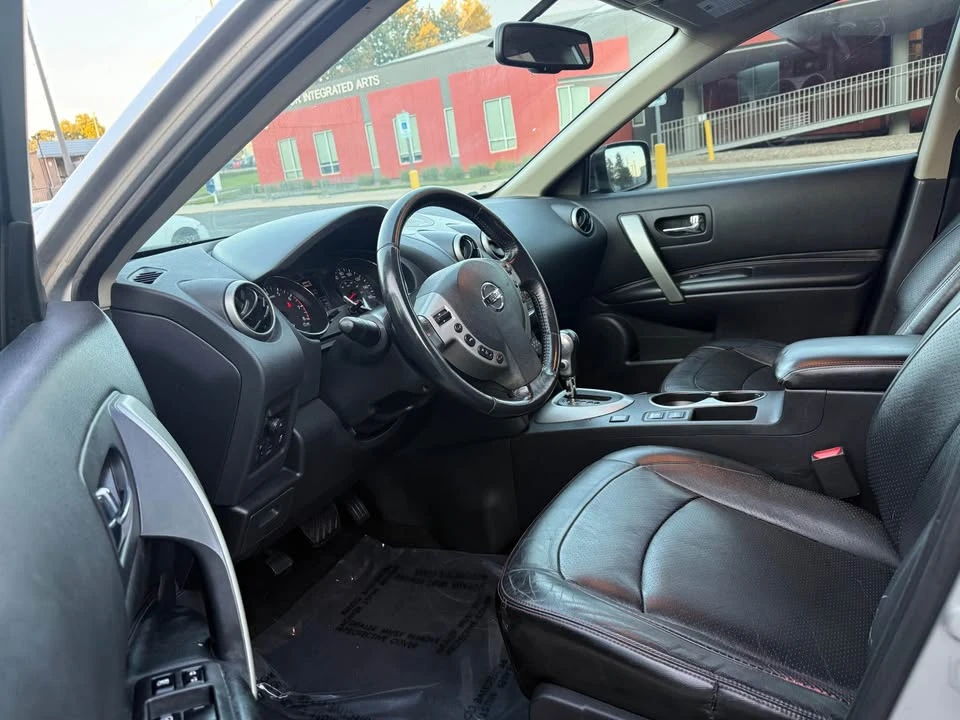 2012 Nissan Rogue - Image 6 of 14