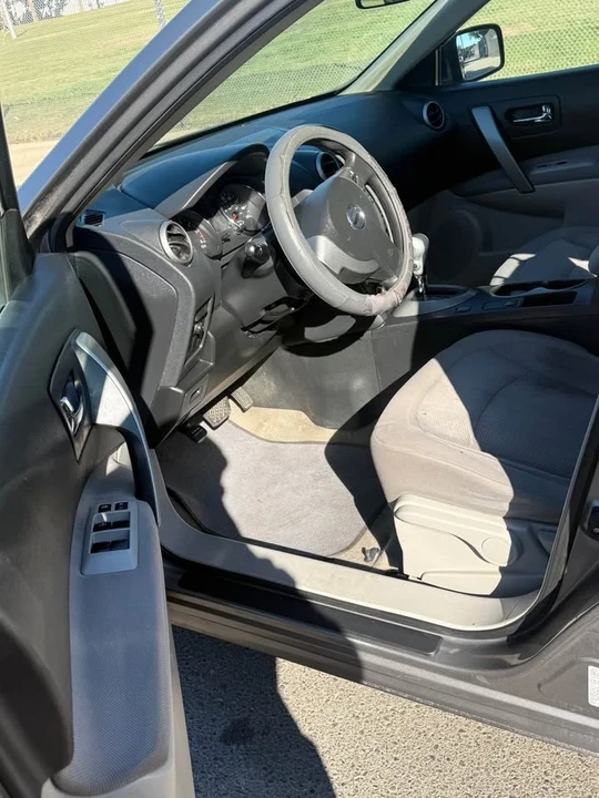 2012 Nissan Rogue - Image 6 of 7