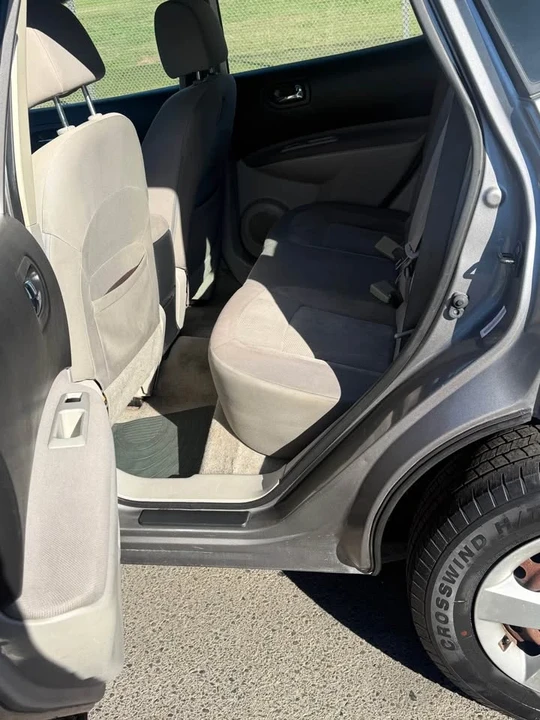 2012 Nissan Rogue - Image 4 of 7