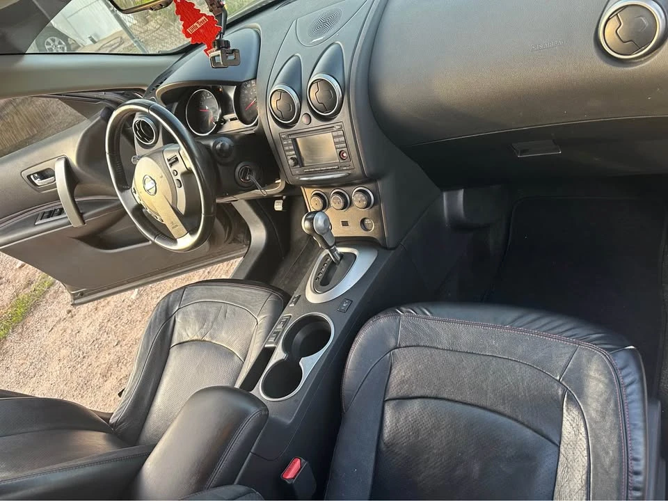 2012 Nissan Rogue - Image 7 of 11