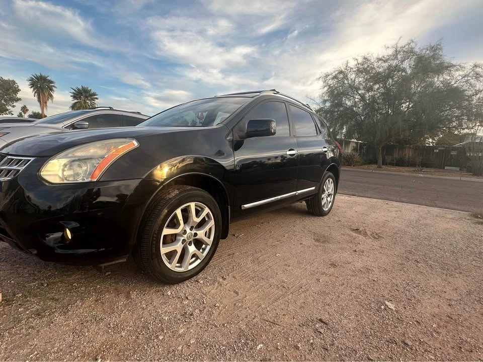 2012 Nissan Rogue - Image 4 of 11