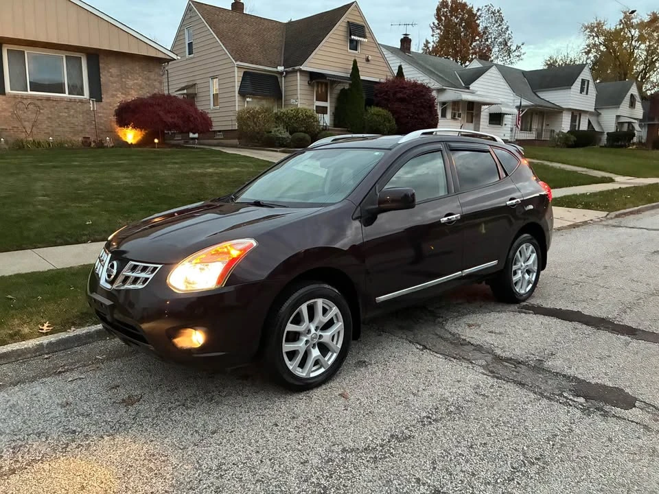 2012 Nissan Rogue - Image 7 of 8