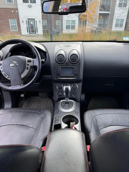 2012 Nissan Rogue - Image 11 of 12